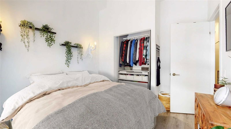 Preview image for 38 Iannuzzi St #215, Toronto