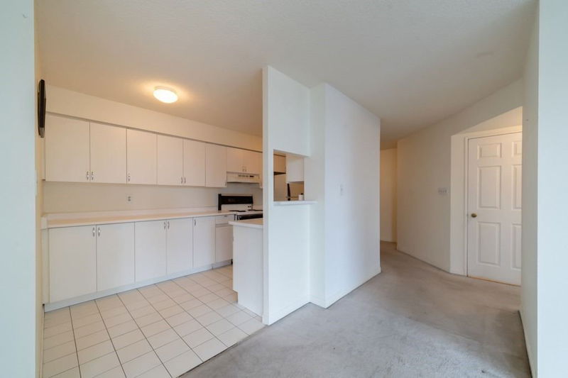 Preview image for 24 Wellesley St W #1611, Toronto