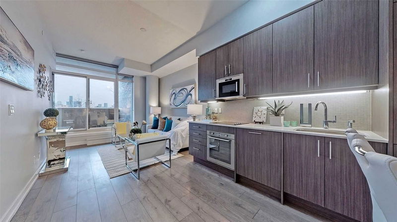 Preview image for 297 College St #503, Toronto