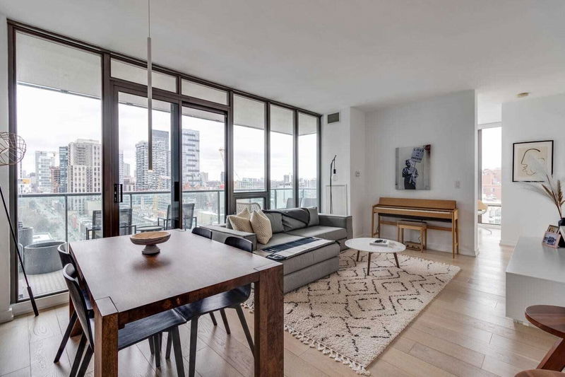 Preview image for 33 Lombard St #1506, Toronto