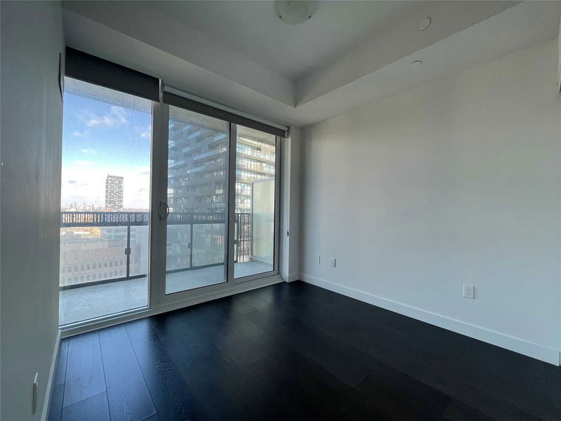 Preview image for 8 Eglinton Ave E #1307, Toronto