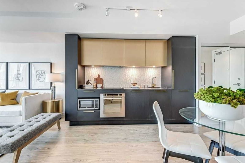 Preview image for 85 Wood St #3210, Toronto