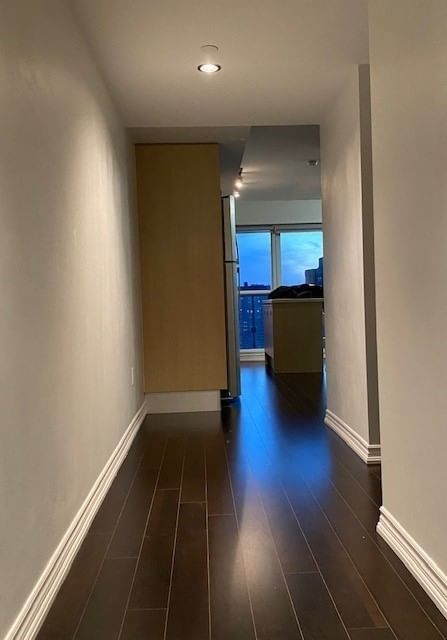 Preview image for 386 Yonge St #2514, Toronto