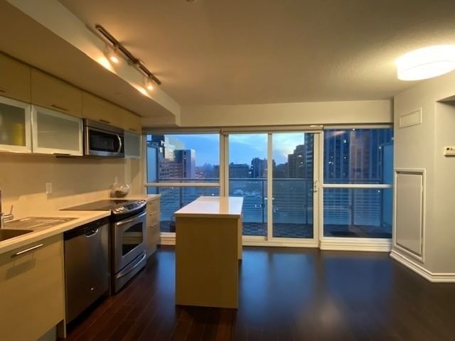 Preview image for 386 Yonge St #2514, Toronto