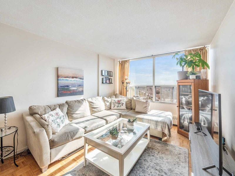 Preview image for 60 Pavane Linkway Way #1804, Toronto