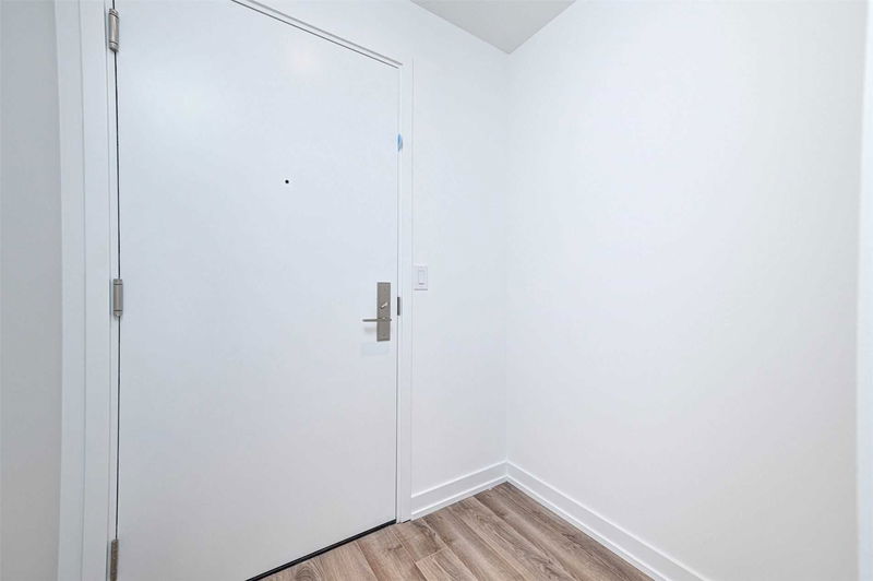 Preview image for 20 Edward St #924, Toronto