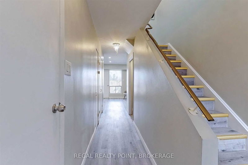 Preview image for 78 Castlebury Cres #5, Toronto