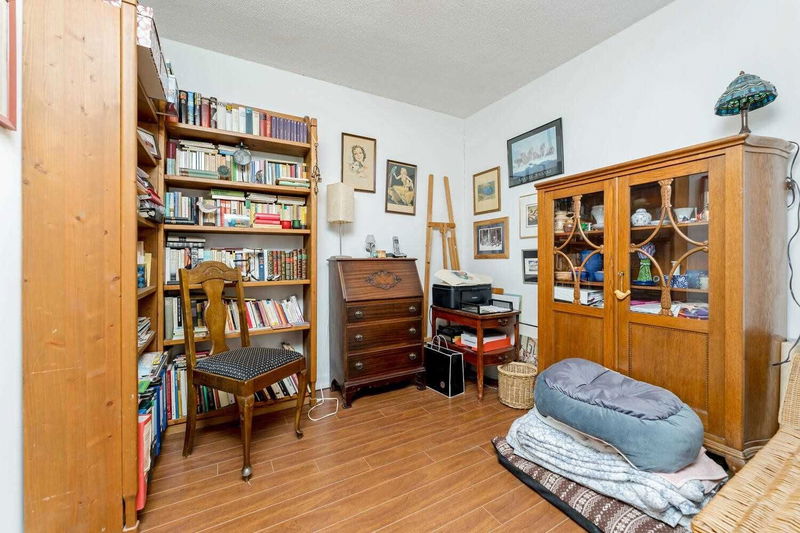Preview image for 25 Capreol Crt #2211, Toronto