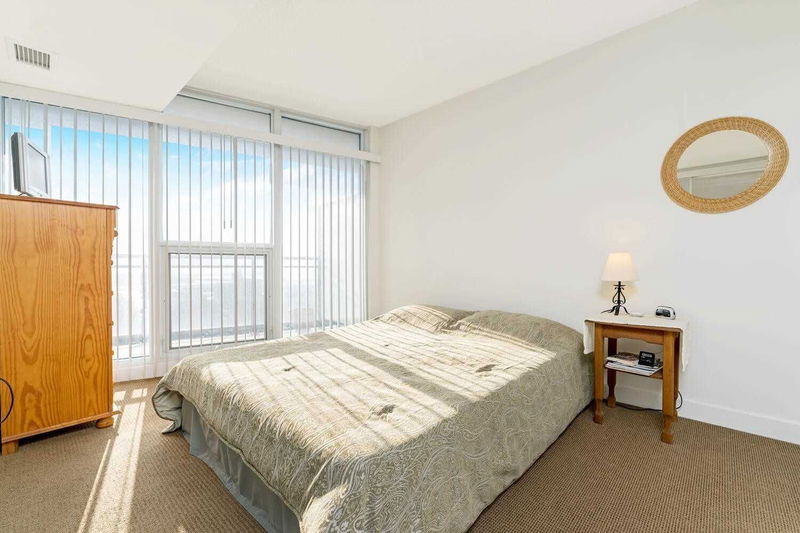 Preview image for 25 Capreol Crt #2211, Toronto