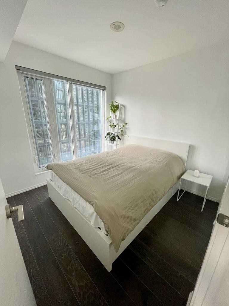 Preview image for 68 Shuter St #2305, Toronto