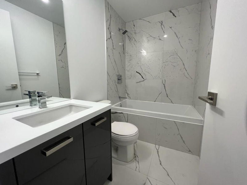 Preview image for 55 Ontario St #1810, Toronto