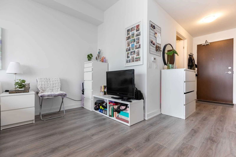 Preview image for 38 Iannuzzi St #2202, Toronto
