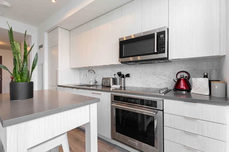 Preview image for 38 Iannuzzi St #2202, Toronto