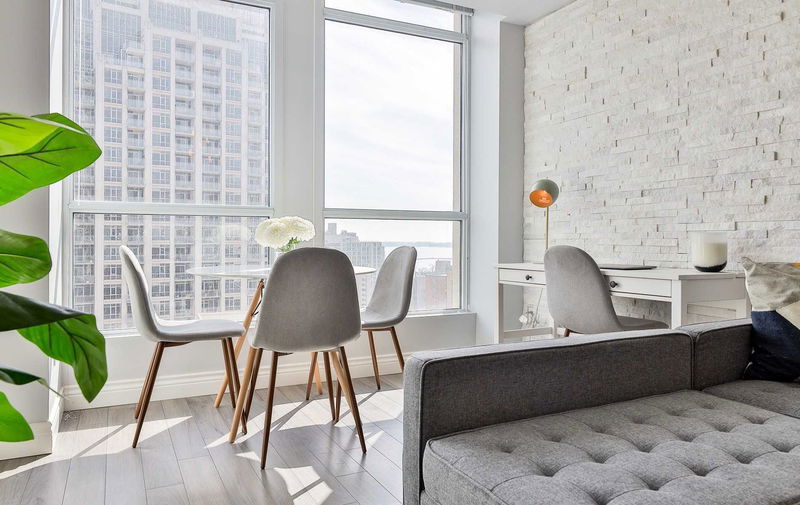 Preview image for 628 Fleet St #1609, Toronto