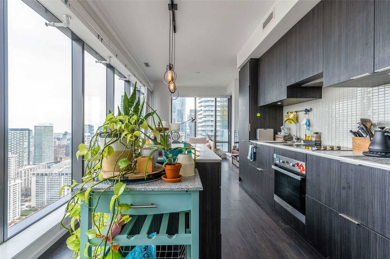 Preview image for 5 St Joseph St #3702, Toronto