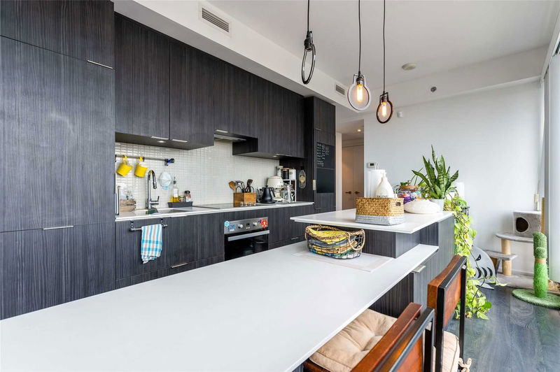 Preview image for 5 St Joseph St #3702, Toronto