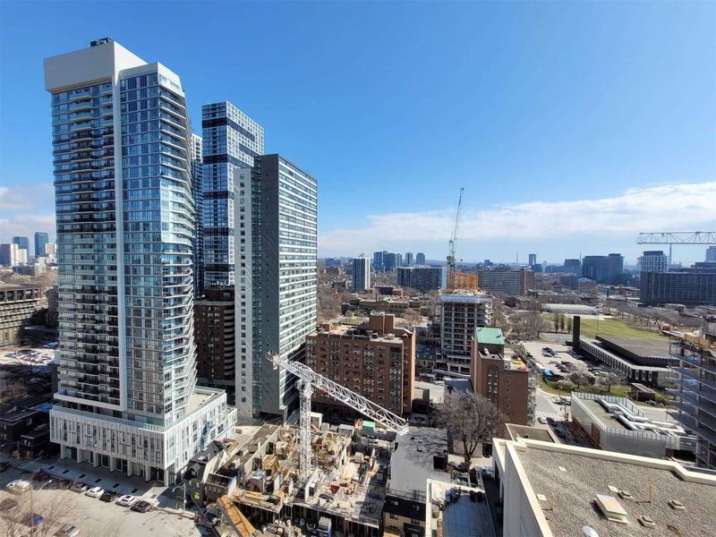 Preview image for 68 Shuter St #2210, Toronto