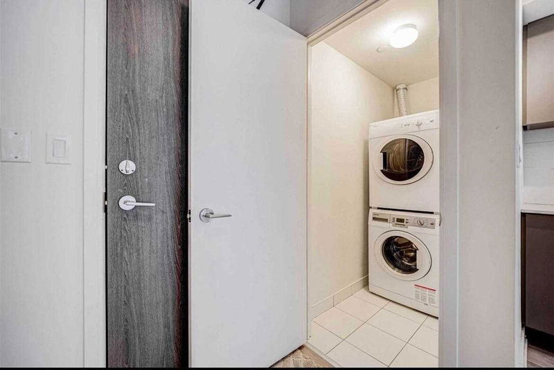 Preview image for 27 Bathurst St #720W, Toronto