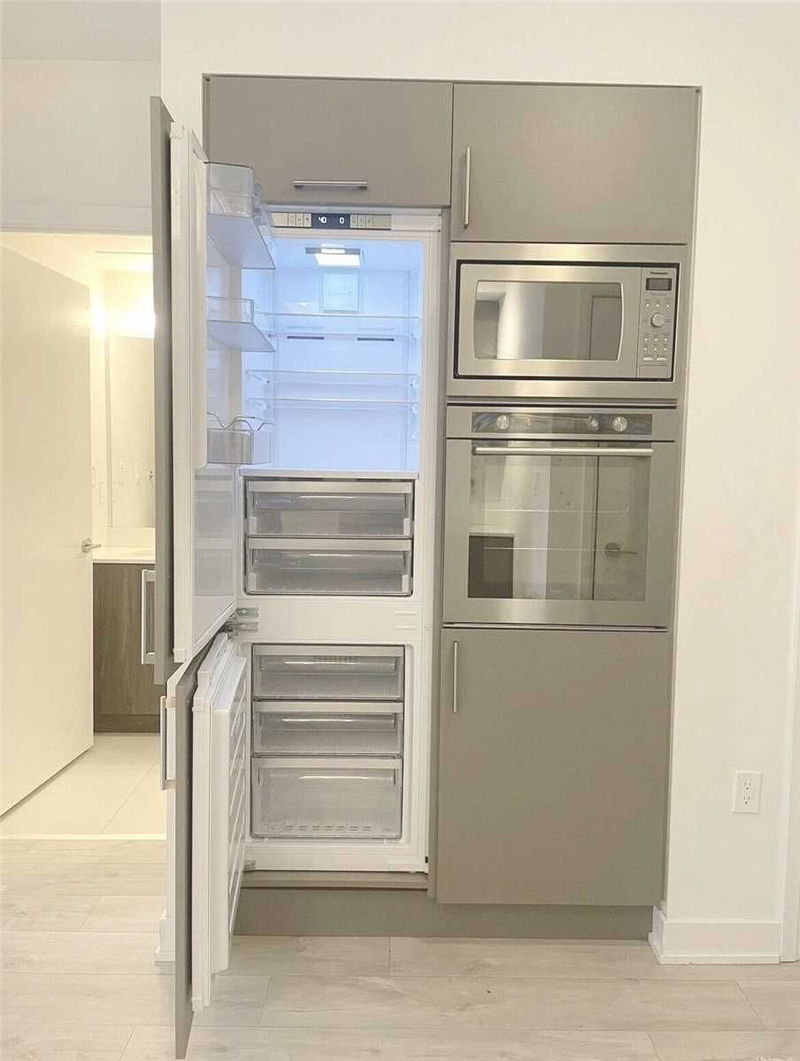 Preview image for 27 Bathurst St #720W, Toronto