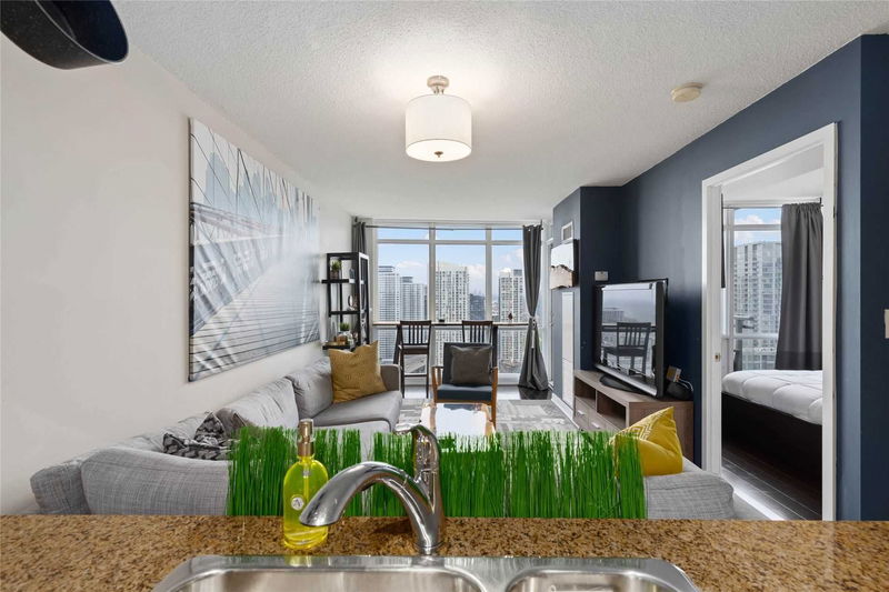 Preview image for 11 Brunel Crt #3902, Toronto