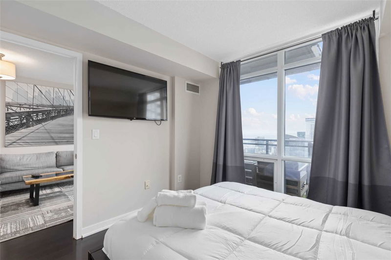 Preview image for 11 Brunel Crt #3902, Toronto