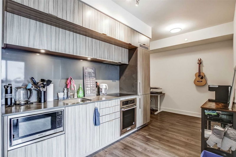 Preview image for 80 Vanauley St #318, Toronto