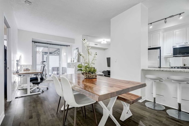 Preview image for 628 Fleet St #711, Toronto