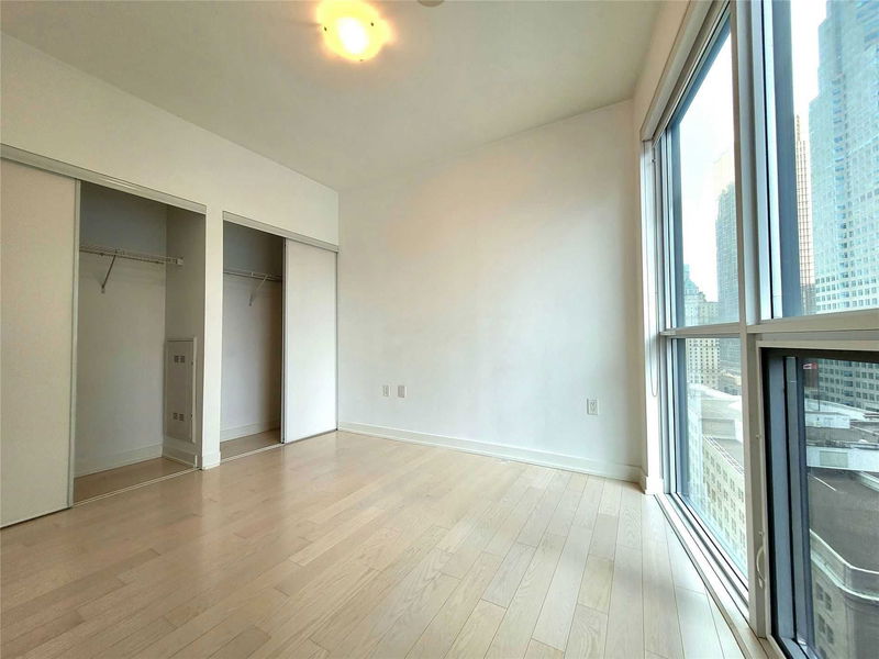 Preview image for 1 The Esplanade Dr #1705, Toronto