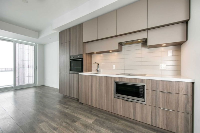 Preview image for 8 Eglinton Ave E #5612, Toronto