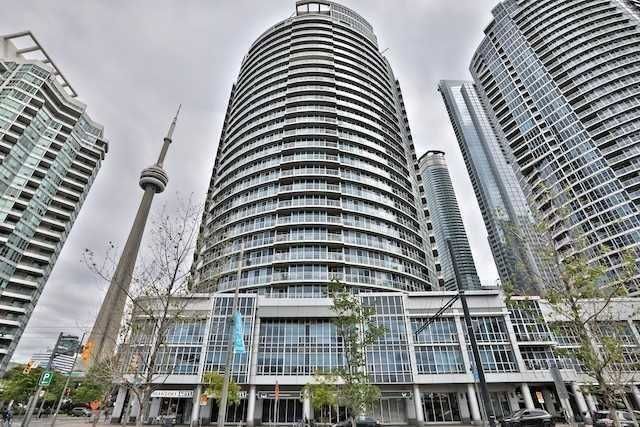 Preview image for 218 Queens Quay W #1912, Toronto