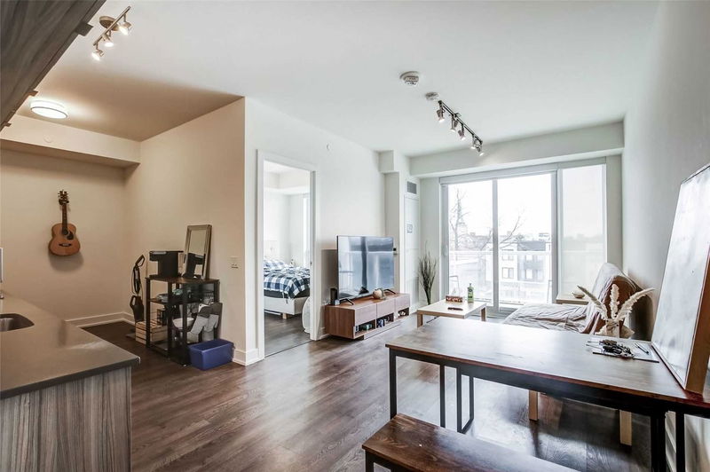 Preview image for 80 Vanauley St #318, Toronto