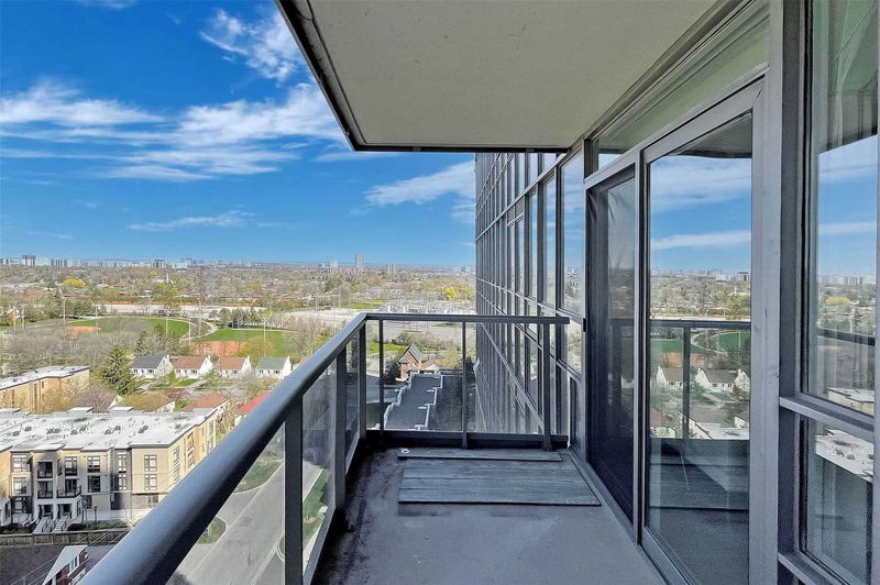 Preview image for 15 Greenview Ave #1511, Toronto