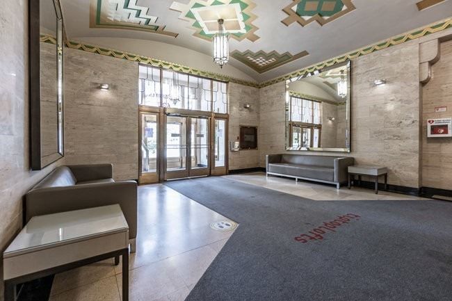 Preview image for 637 Lake Shore Blvd W #417, Toronto