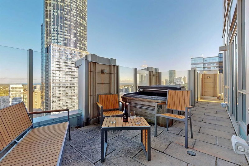 Preview image for 761 Bay St #4001, Toronto