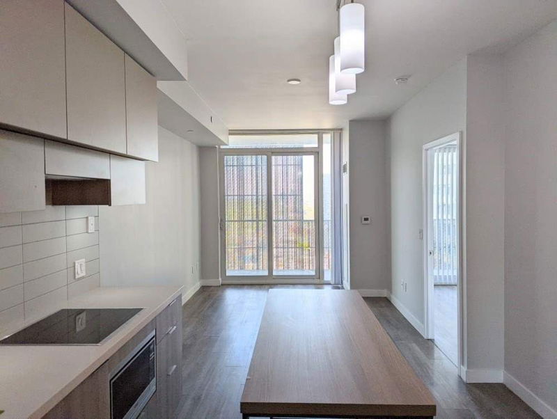 Preview image for 8 Eglinton Ave E #2207, Toronto