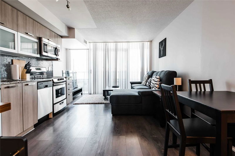 Preview image for 36 Lisgar St #523W, Toronto