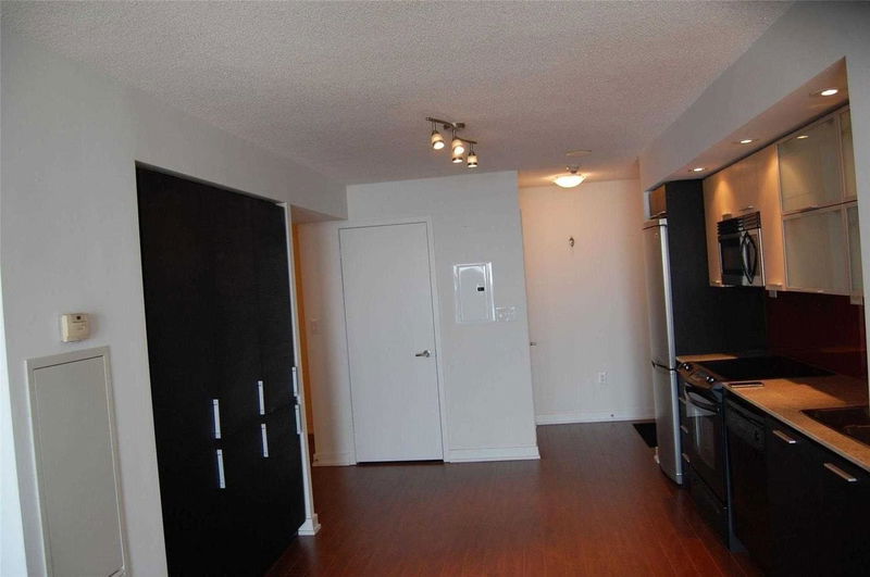 Preview image for 25 Capreol Crt #2211, Toronto
