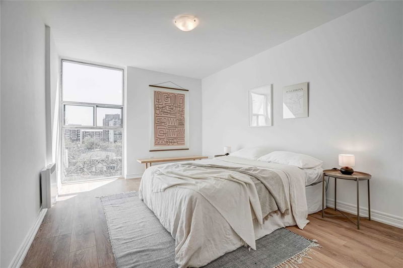 Preview image for 40 Homewood Ave #706, Toronto
