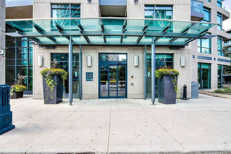 Preview image for 219 Fort York Blvd #421, Toronto