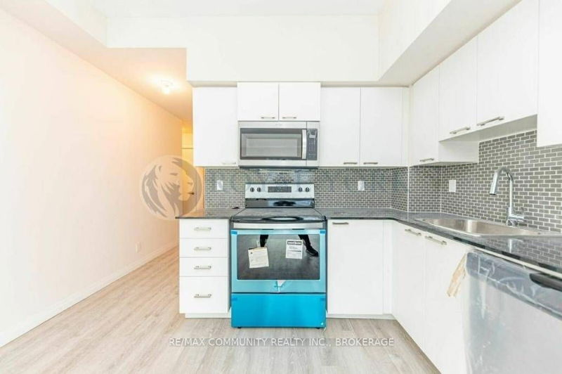 Preview image for 3237 Bayview Ave #1210, Toronto