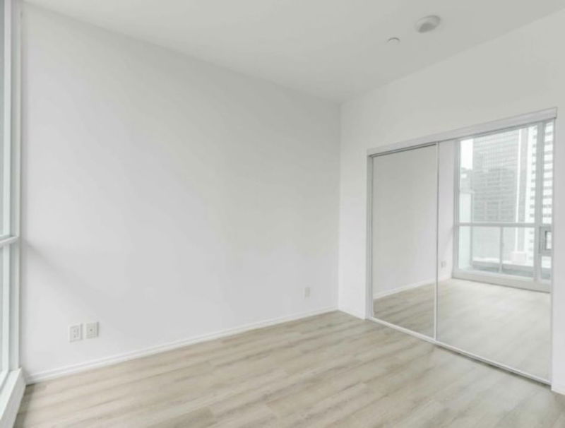 Preview image for 70 Temperance St #2709, Toronto