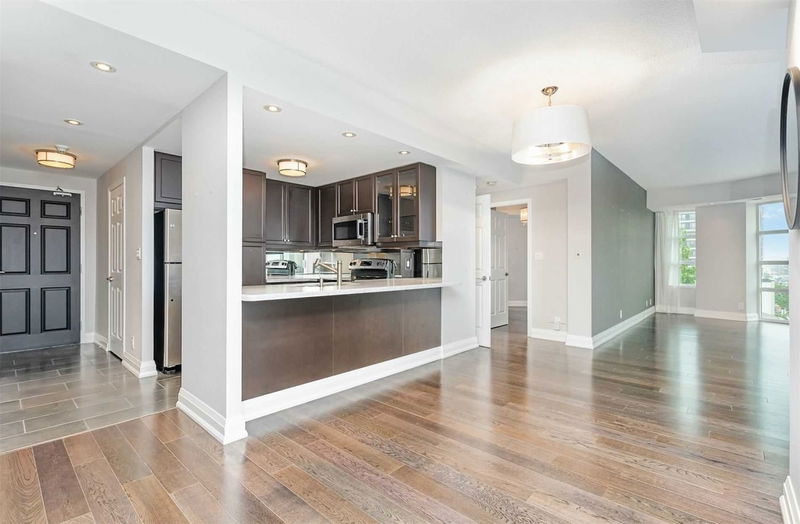 Preview image for 650 Mount Pleasant Rd #505, Toronto