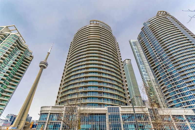 Preview image for 218 Queens Quay W #1011, Toronto