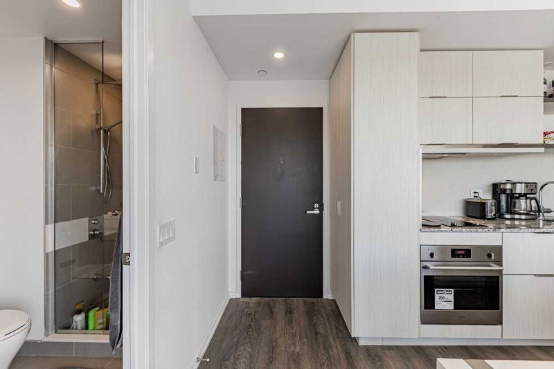 Preview image for 197 Yonge St #5313, Toronto