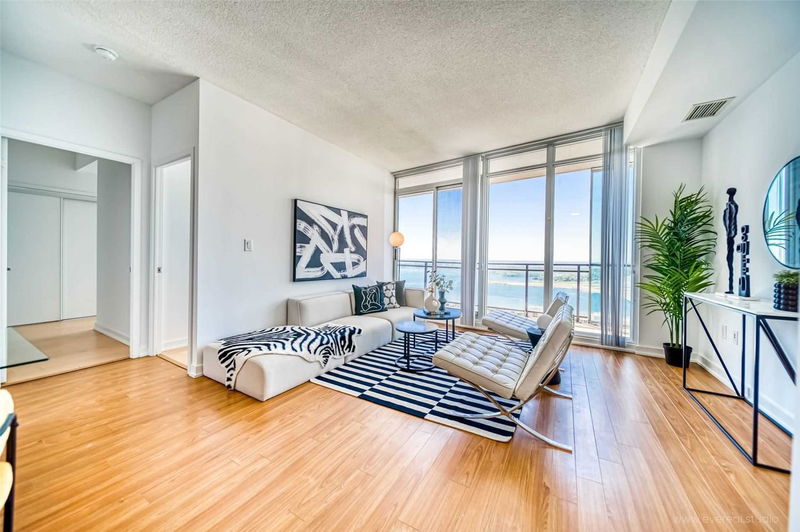 Preview image for 25 Capreol Crt #3610, Toronto