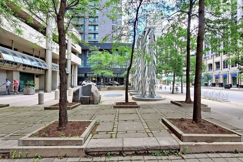 Preview image for 750 Bay St #1809, Toronto