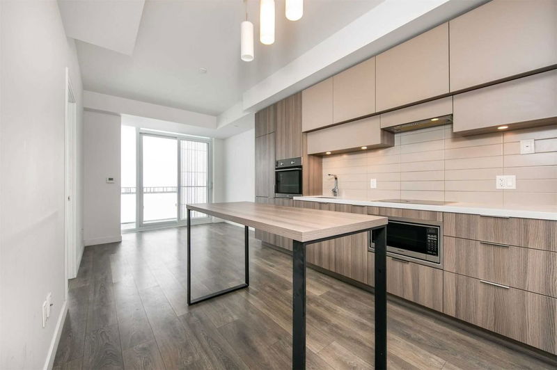 Preview image for 8 Eglinton Ave E #5612, Toronto