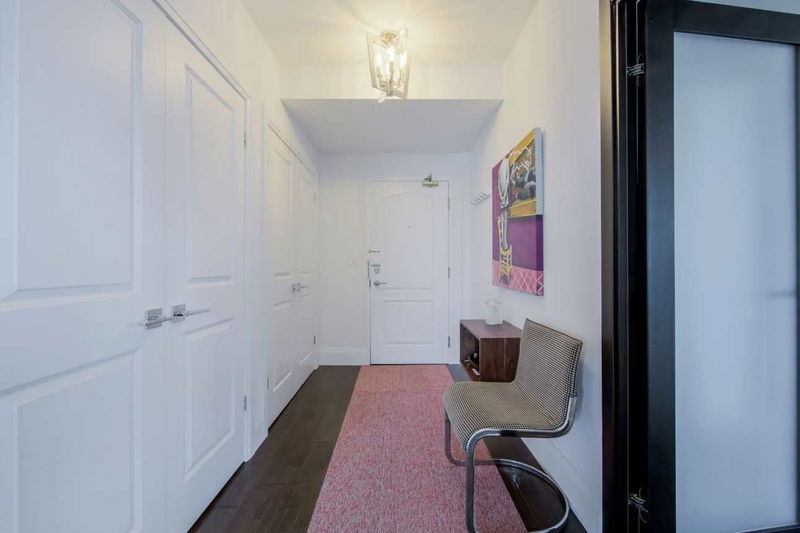 Preview image for 20 Collier St #1008, Toronto