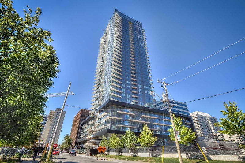 Preview image for 30 Roehampton Ave #1805, Toronto