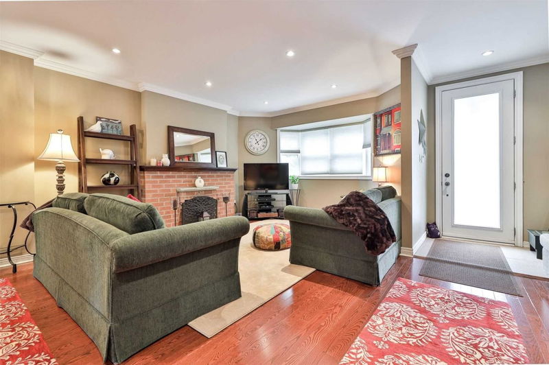 Preview image for 284 Cranbrooke Ave, Toronto